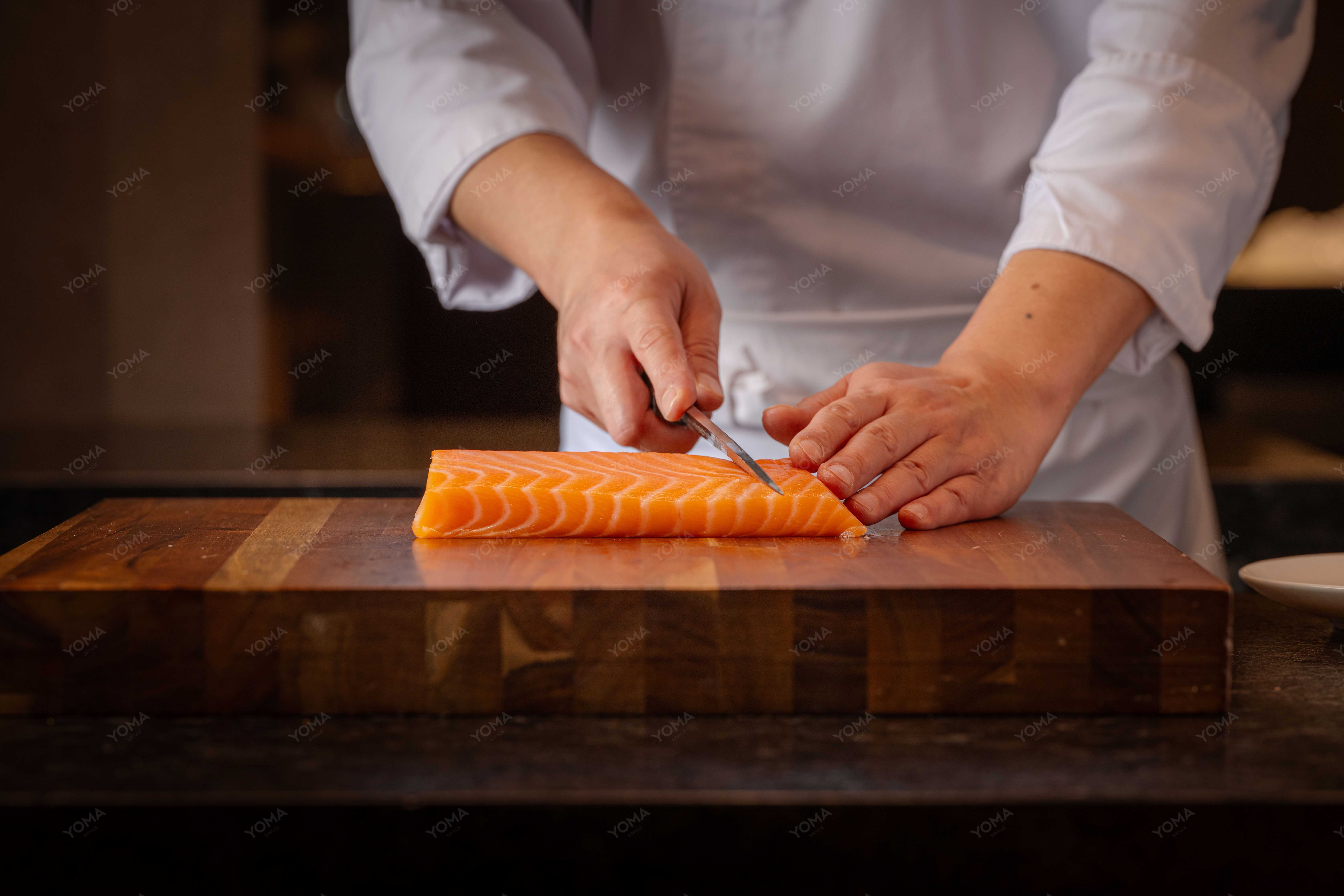 晚餐_寿司刺身操作 (1).jpg